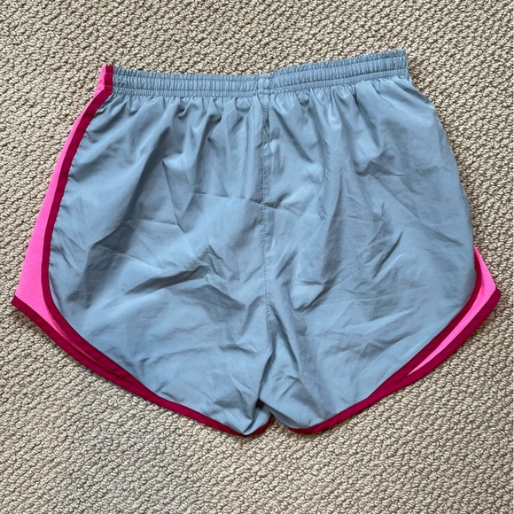 Nike Dri-Fit Shorts - Picture 2 of 6